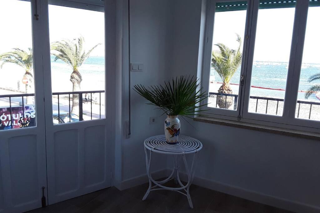 Piso En Primera Linea Con Wifi Y Vistas Al Mar Lo Pagán Εξωτερικό φωτογραφία