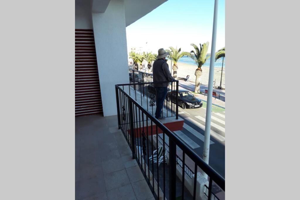 Piso En Primera Linea Con Wifi Y Vistas Al Mar Lo Pagán Εξωτερικό φωτογραφία